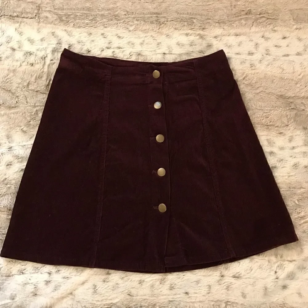 : : Xhilaration 90s Corduroy A Line Mini Skirt : :